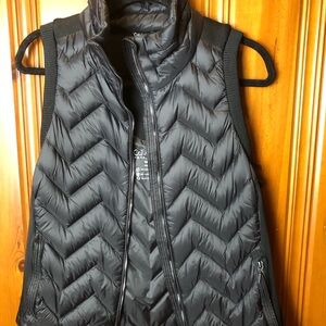 Calvin Klein Women's Black Chevron Vest